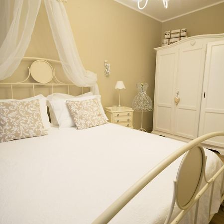 Bnbook Maison Charlotte Lago Maggiore Porto Valtravaglia Luaran gambar